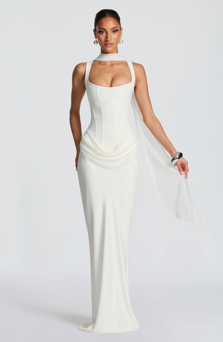 Leonor ❘ Maxi dress with square neckline